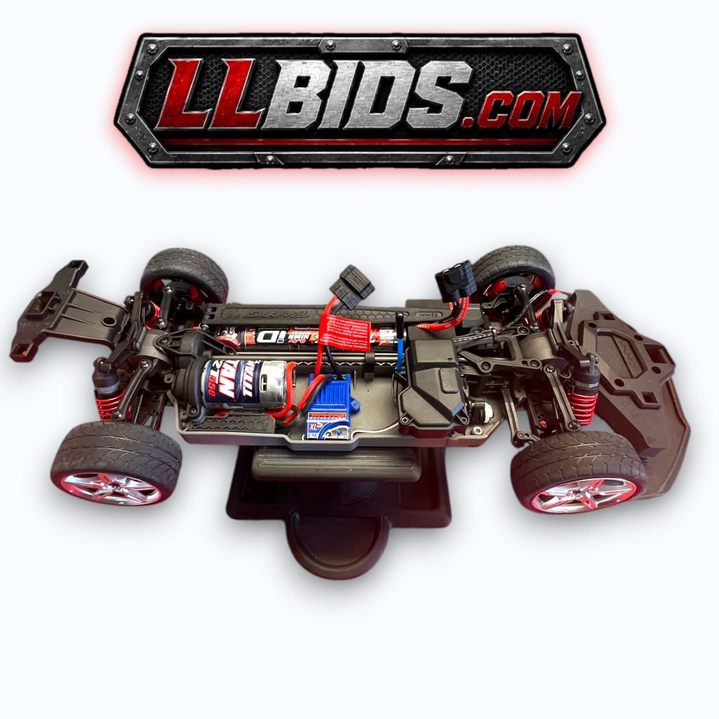 Brand new. Traxxas C8 Snap On.