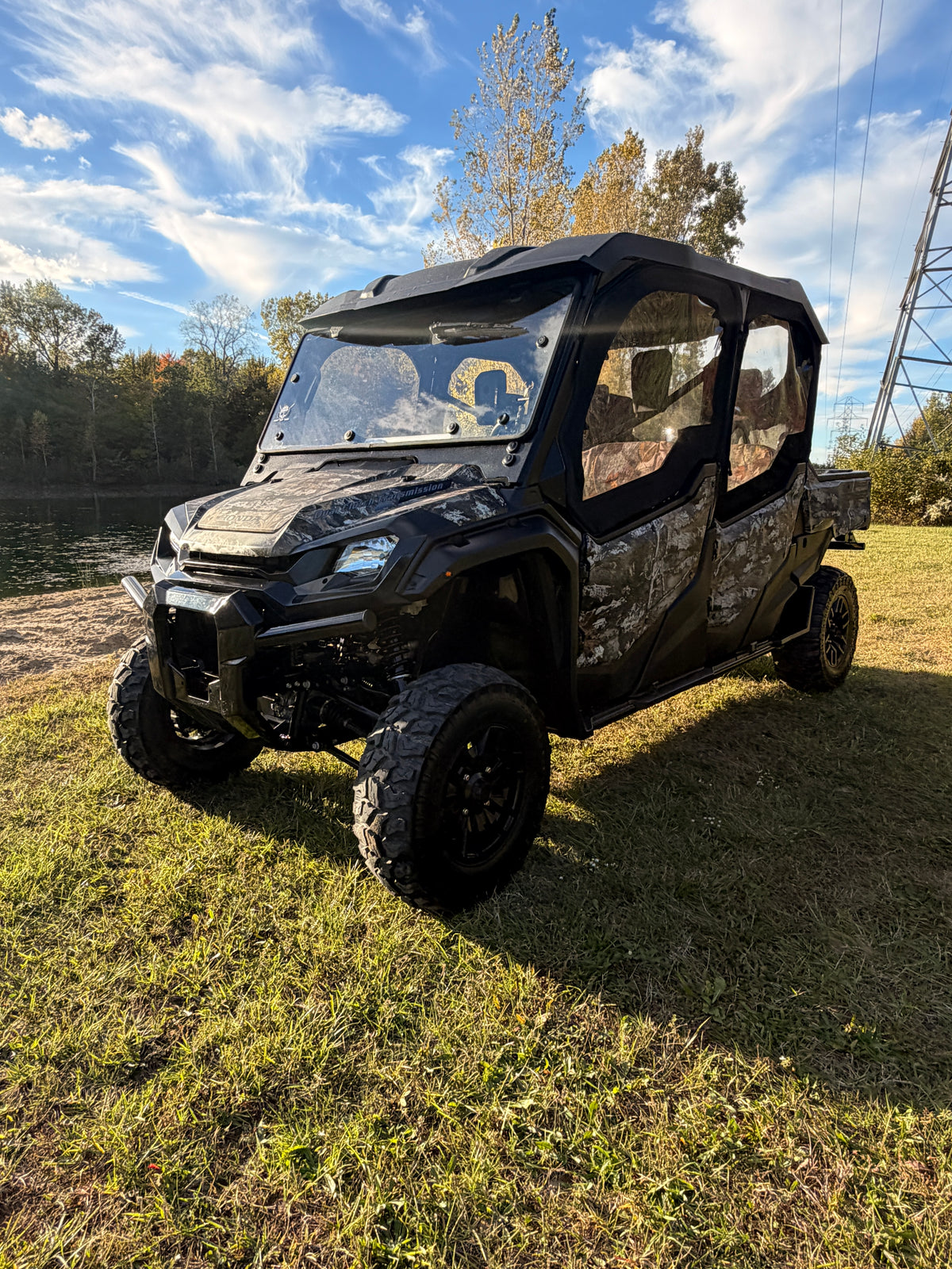 2025 Honda Pioneer 1000 6 Seater