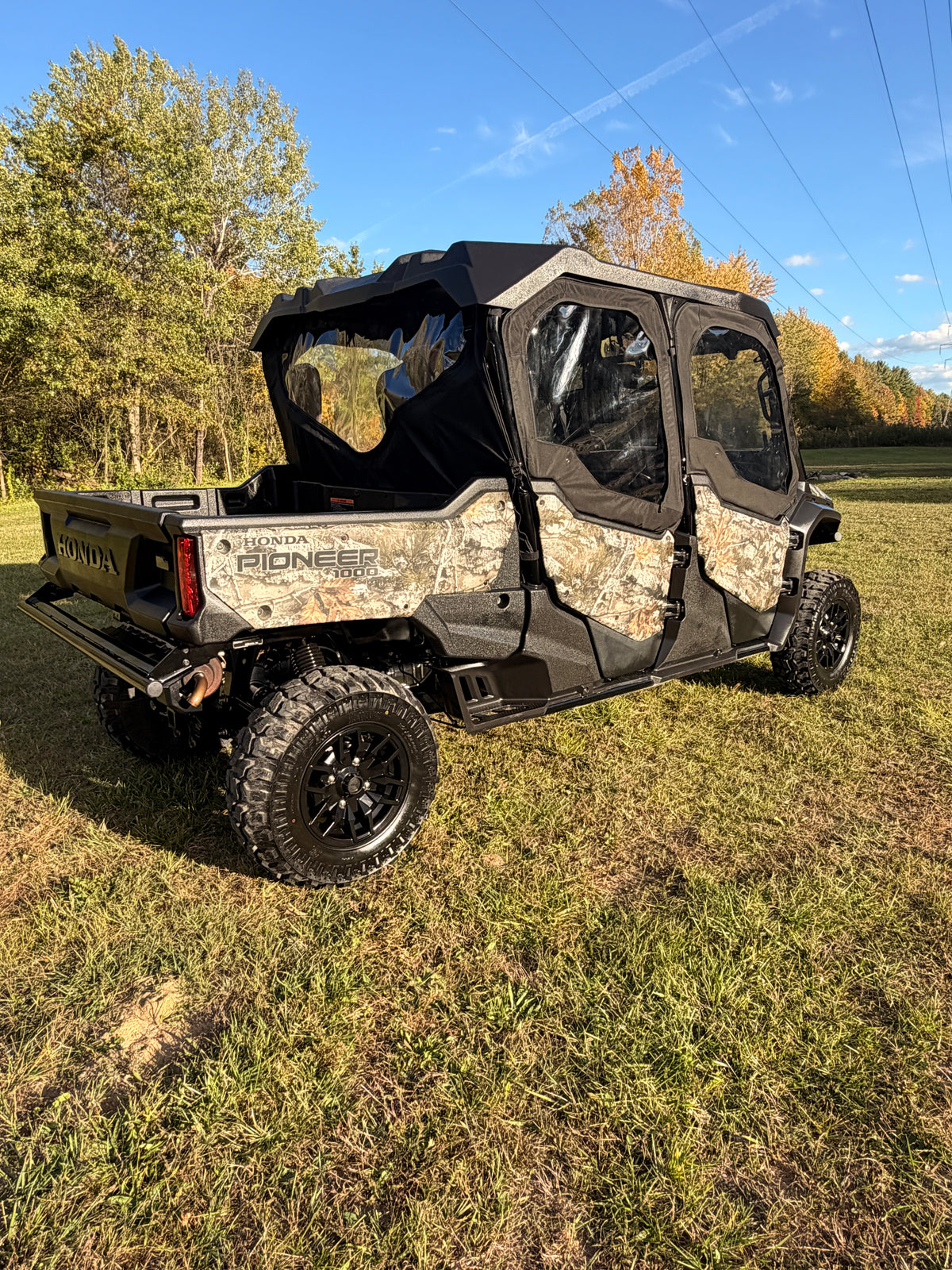 2025 Honda Pioneer 1000 6 Seater